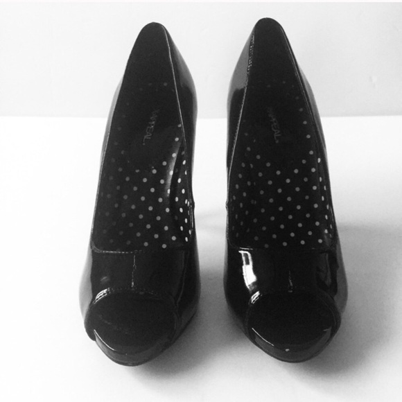 X Appeal Black Open Toe Heels 6.5 - Picture 4 of 8